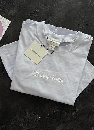 Футболка calvin klein