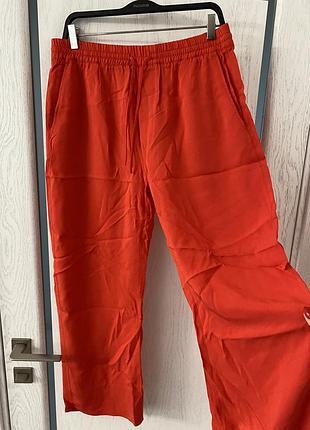 Новые тонкие свободные брюки на резинке 50 р zara