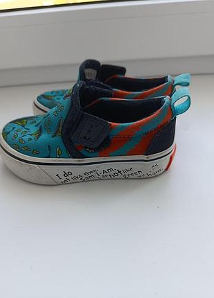 Текстильные мокасины на мальчика. фирмы skechers,23 размер (по этикетке указано 6), стелька 14 см.