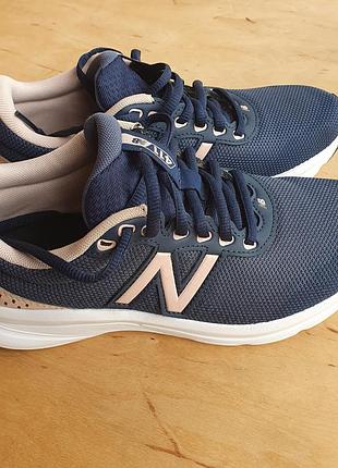 Женские беговые кроссовки new balance 411 р 37,5