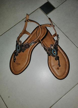 Босоножки 38р.