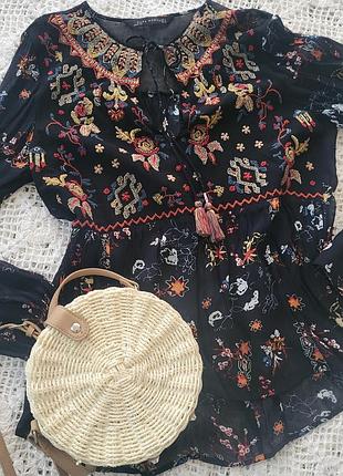 Вишиванка zara