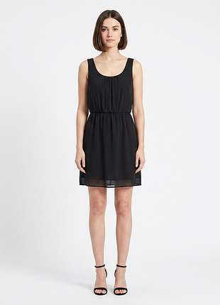 Женское черное короткое платье zara