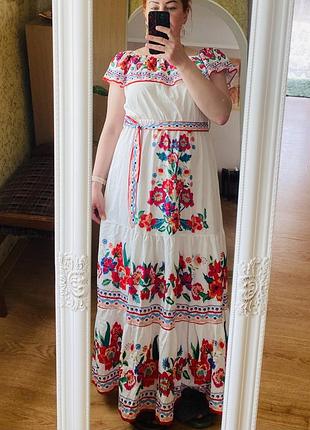 Шикарна сукня
