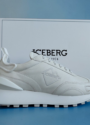 Кроссовки 37,39р. iceberg италия
