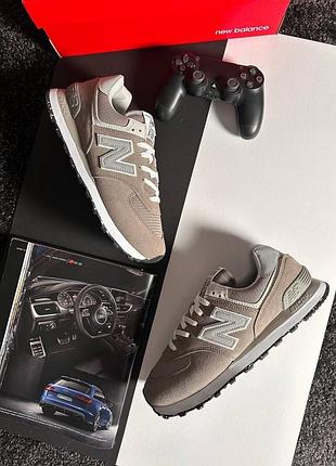 New balance 574 brown white