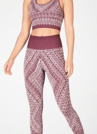 Безшовные укороченные лосины капри спортивные fabletics xs,s