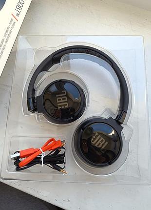 Бездротові навушники jbl tune 600btnc.