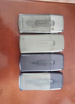 Продам телефон самсунг c100 3