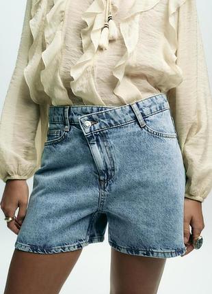 Шорты со скошенной молнией zara