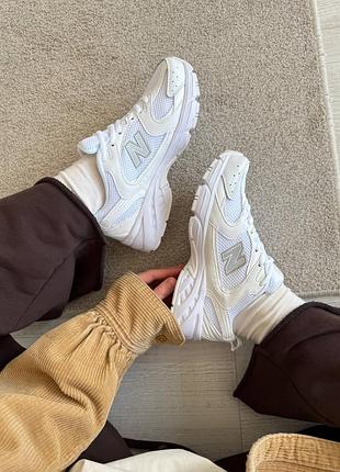 Жіночі кросівки new balance 530 full white