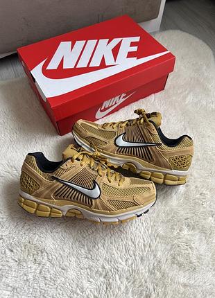 Nike zoom vomero 5 100% original