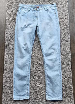 Світло-блакитні джинси denim co. slim fit (р. 14)