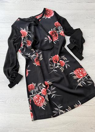 Сукня в квітковий принт xl