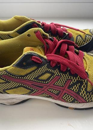 Кросівки asics