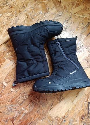 Оригинальные ботинки на мембране не промокаемые quechua waterproof decathlon