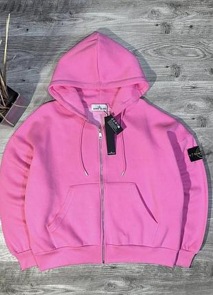 Рожеве худі stone island на блискавці. унісекс модель, підходить чоловікам та жінкам. розмір один (one size). якісний матеріал та фірмовий патч