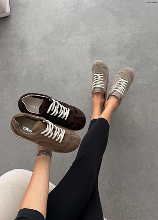Новинка ❤️
самые тонкие кеды этого сезона🔥😍
капучино шоколад бежкеды с анатомическим носиком натуральная замша -италия