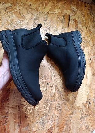 Оригінальні шкіряні черевики skechers