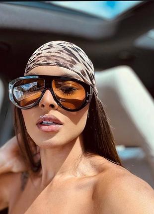 Брендові жіночі окуляри