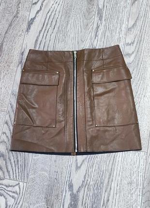 Стильная мини-юбка river island из экокожи в трендовом коричневом цвете 🤎