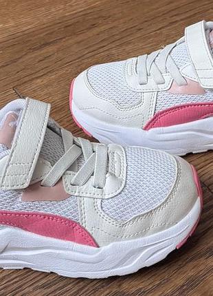Puma кросівки для дівчинки р.32(20 см) 2024р.