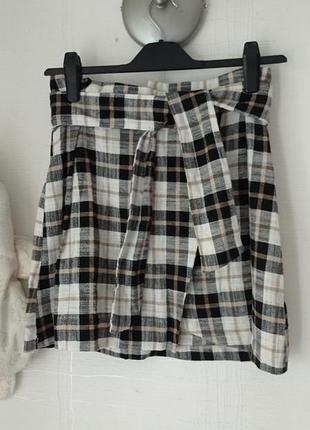Асимметричная дизайнерская мини юбка от zara.