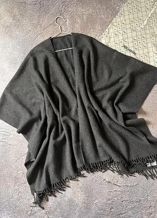 Вовняне пончо-накидка weekend max mara