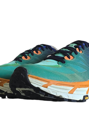Hoka salomon scarpa saucony