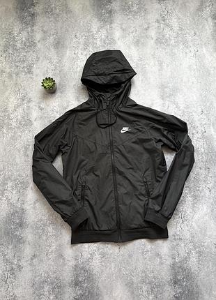 Чоловіча вітровка nike windrunner jkt