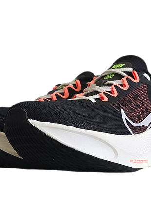 Nike hoka salomon saucony