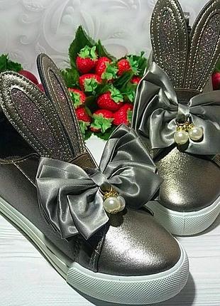Слипоны зайцы,мокасины
