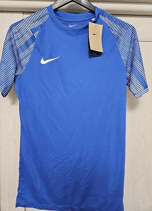 Новая мужская спортивная футболка nike dri fit s