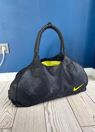 Спортивна сумка nike