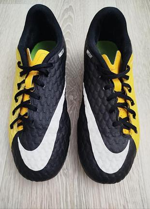 Футбольные бутсы nike (24 см)