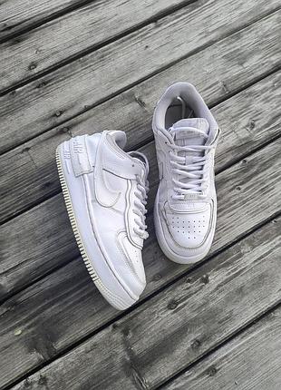 Nike. nike shadow. кроссовки найк. кроссовки 39 размер. белые кроссовки. кроссовки.