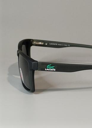 Black polarised sunglasses