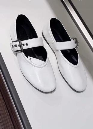 Білі шкіряні балетки massimo dutti, балетки мері джейн