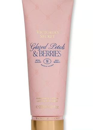 Парфюмированный лосьон glazed petals &amp; berries victoria ́s secret 🎀