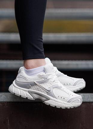 Nike zoom vomero 5 rnr white silver
