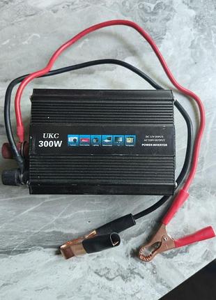 Инвертор 12-220 ukc 300w
