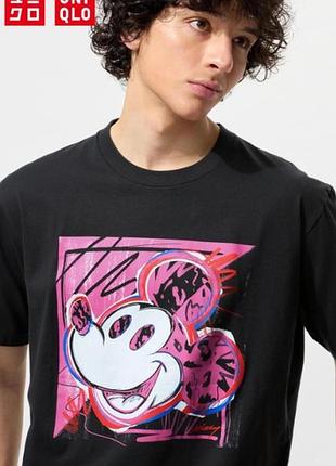 Футболка с рисунком микки мауса uniqlo