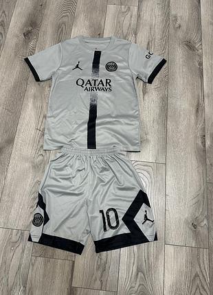 Футбольна форма команди psg