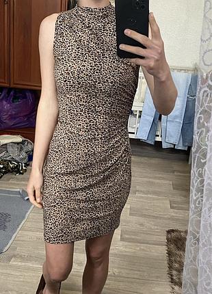 Леопардова ліня сукня без рукав