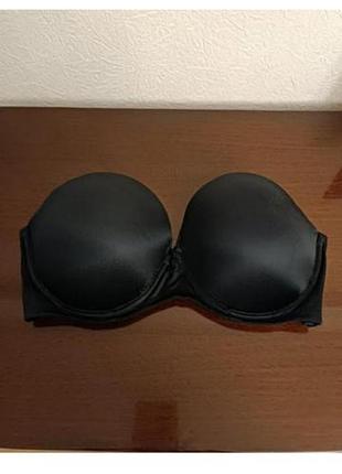 Черный бюстгальтер primark.