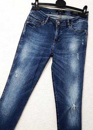 Брендовые джинсы синие женские узкие слим скинни skinny mid, curve x, низкая посадка спереди, стиль рваные бренд guess size 28 29