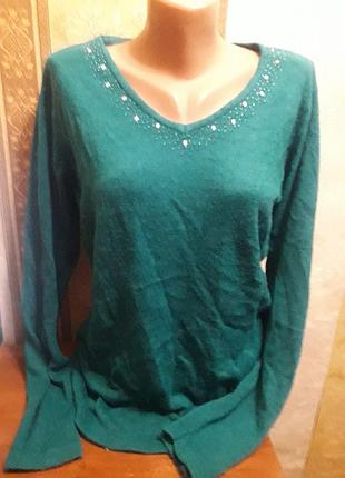 Симпатичний пуловер, светрик