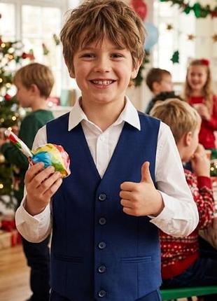 Жилетка на мальчика под рубашку john lewis 10-11 лет