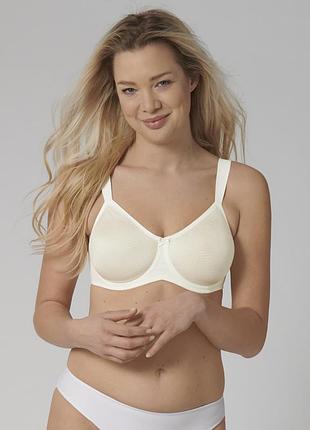 Triumph essential minimizer бюстгальтер р.80 d