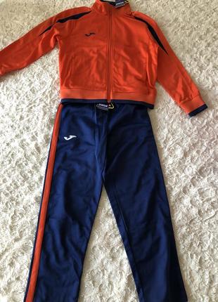 Спортивный костюм новый для девочки 9-10 лет